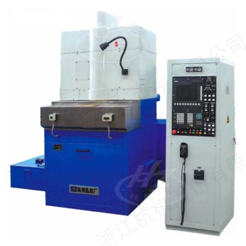Máy mài mặt hai đầu MKY7735A, MKY7750A, MKY7760C, MKZ7750A, MKZ7760B và MKZ7790 là những thiết bị chuyên dụng được sử dụng rộng rãi trong ngành cơ khí. Những máy này có khả năng mài chính xác các bề mặt phẳng ở cả hai đầu của chi tiết gia công, giúp nâng cao chất lượng sản phẩm và hiệu suất làm việc. Với cấu trúc hiện đại và độ bền cao, chúng được ưa chuộng tại nhiều xưởng sản xuất lớn nhỏ trên khắp cả nước như Hà Nội, TP.HCM và Đà Nẵng.