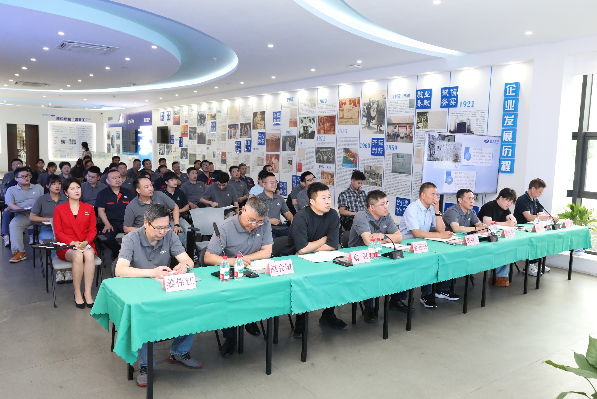 Hình WeChat_20250519085659.jpg