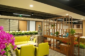 Môi trường làm việc trụ sở chính của Công ty Cổ phần Hàng Cơ Chiết Giang